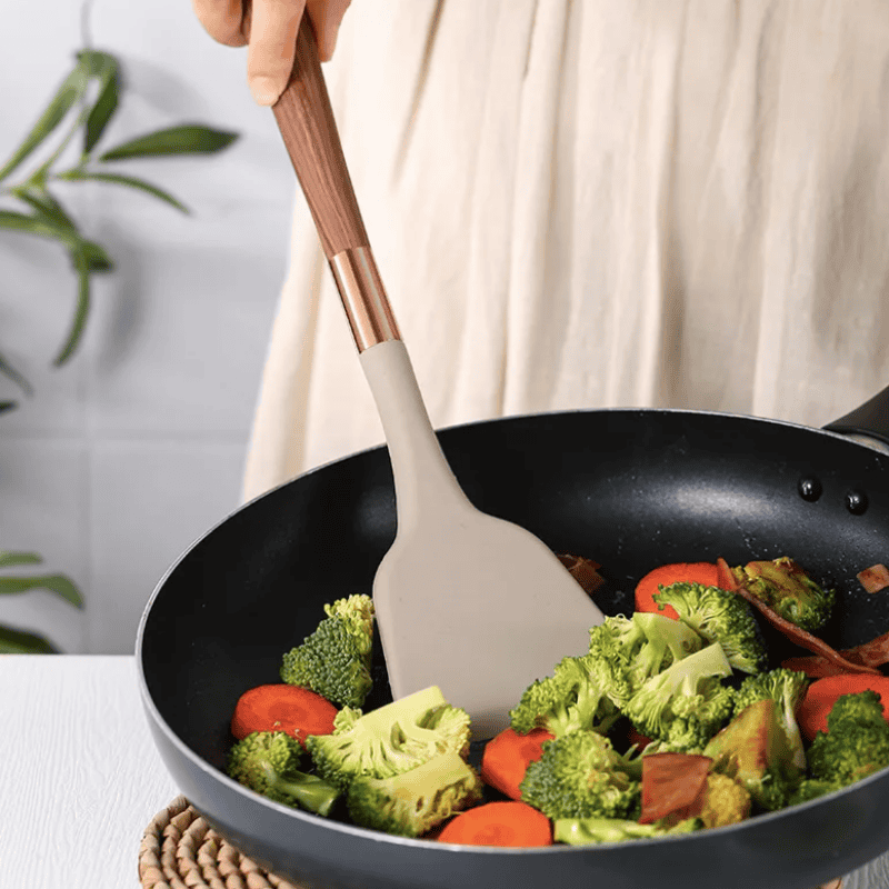 10-teiliges Premium-Silikon-Küchenhelfer Set mit Holzgriffen – Hitzebeständig und Ergonomisch für Moderne Küchenutensilien 4