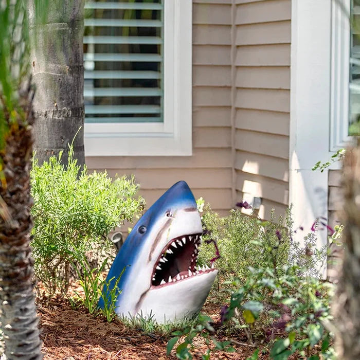 Hai garden sculpture – Weatherproof wall decoration for outdoor use with maritime flair – Blue resin look for unique garden design