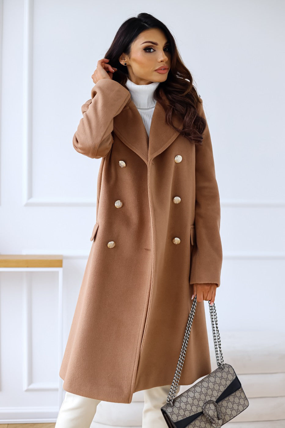 Adelina | Zweireihiger Trenchcoat aus Wolle für den Winterstil 2