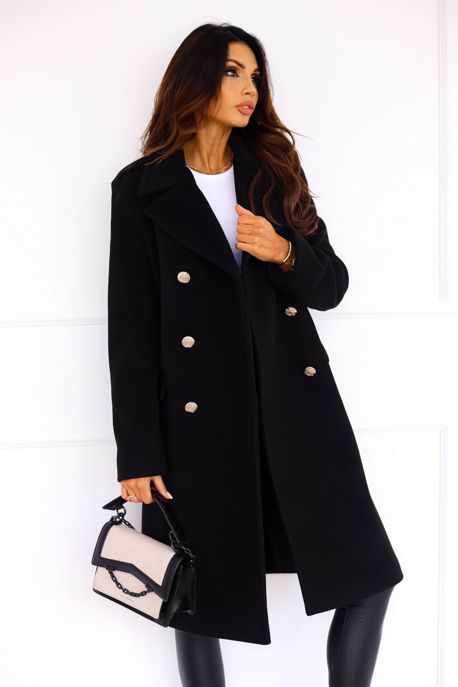 Adelina | Zweireihiger Trenchcoat aus Wolle für den Winterstil 4