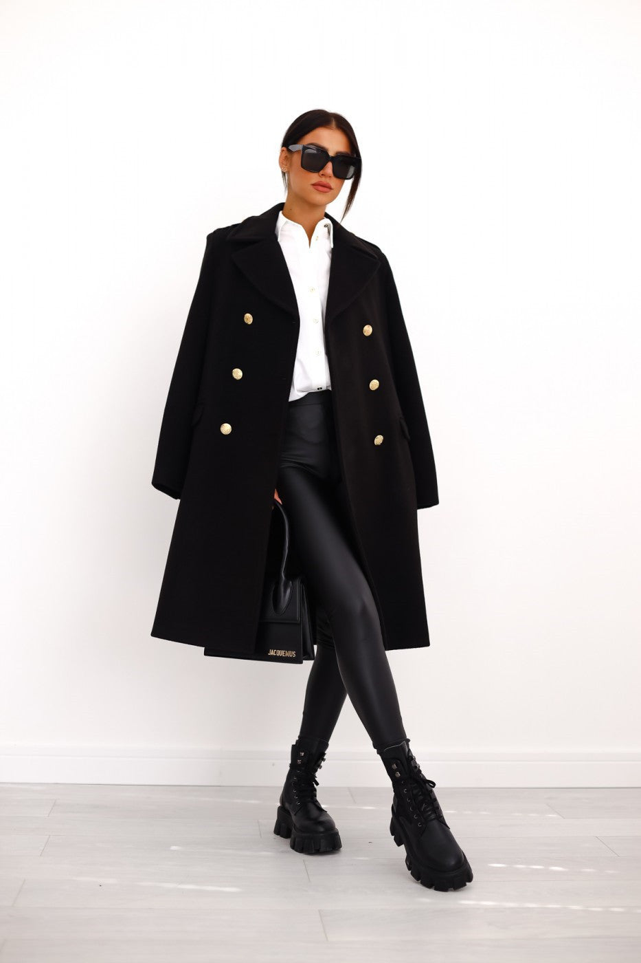 Adelina | Zweireihiger Trenchcoat aus Wolle für den Winterstil 5