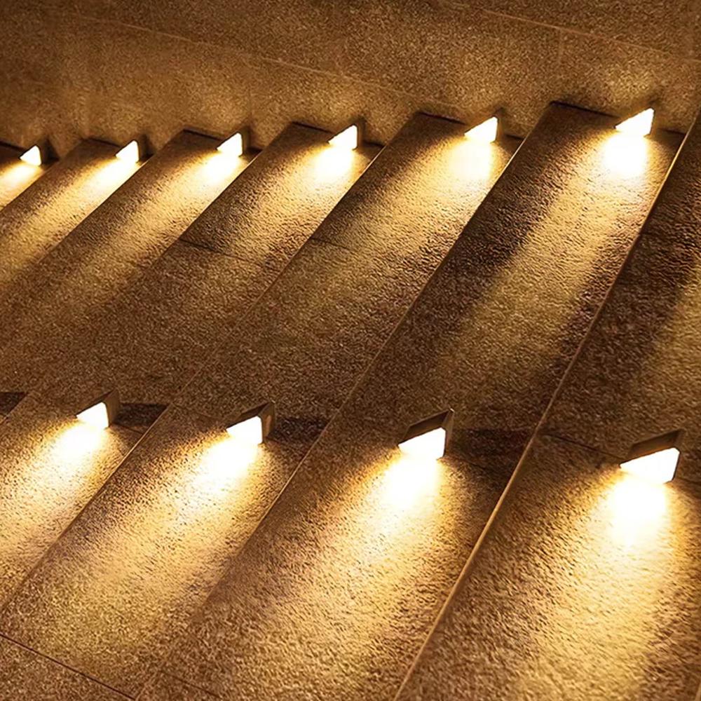 Ambros | Leuchtende Solarlampen für Außentreppen 3