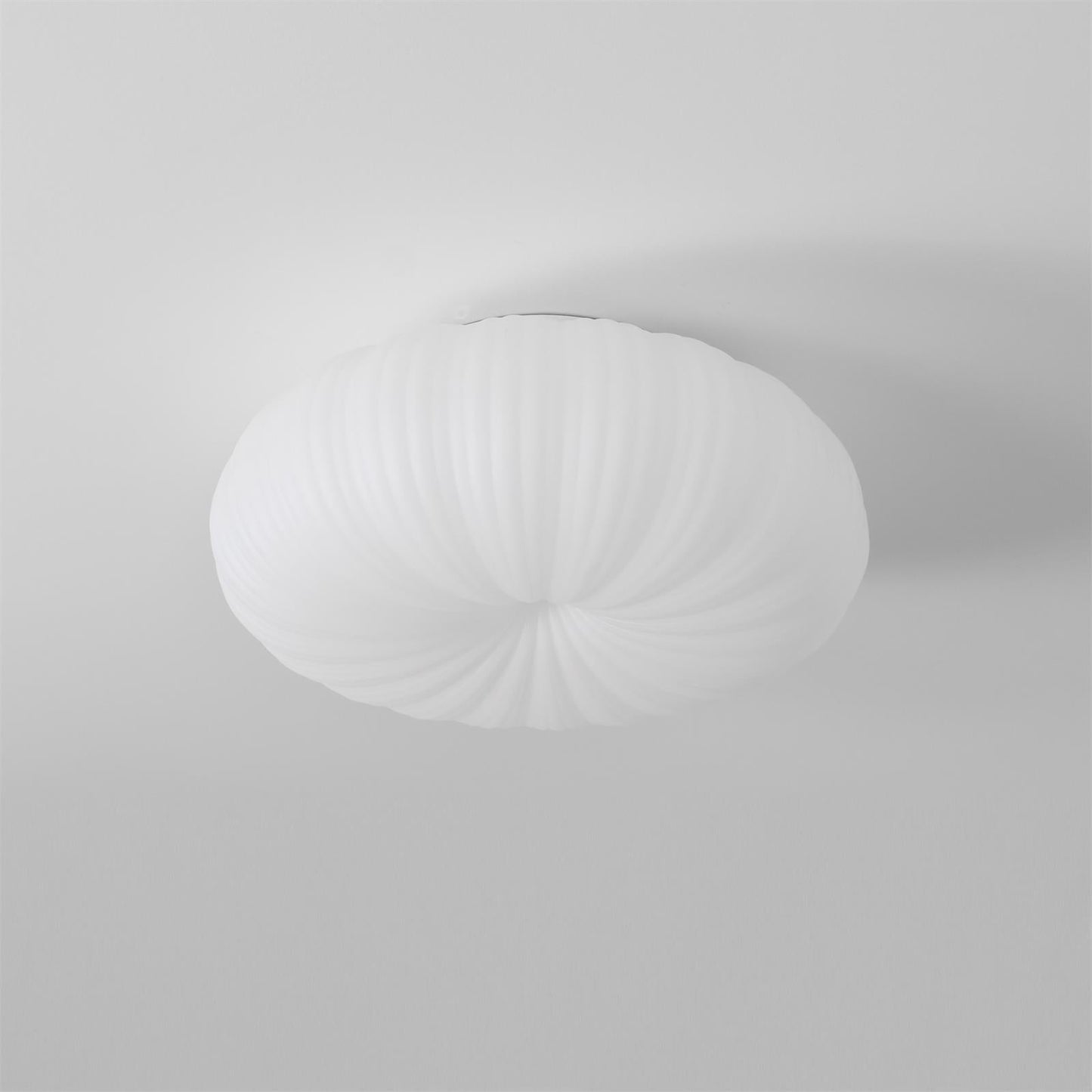 Ambiente ceiling light – Elegant ceiling lamp design
