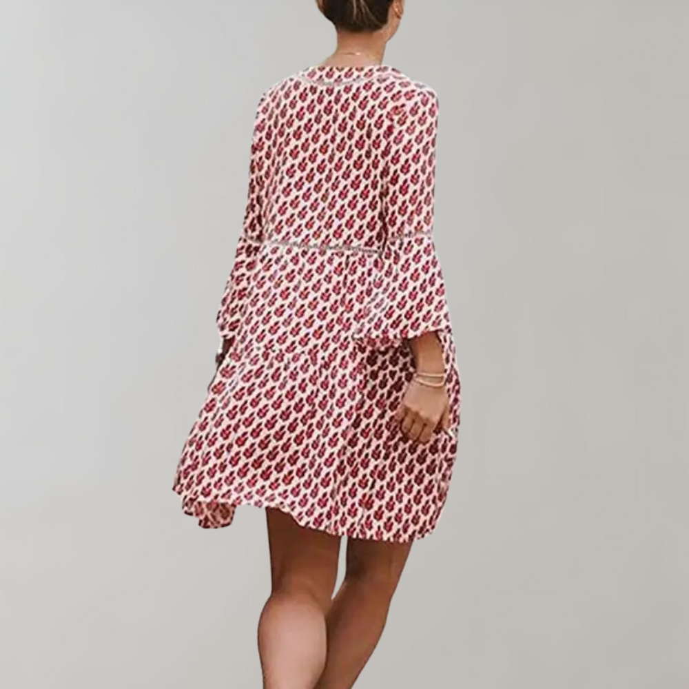 Stylisches Damenkleid Emilie aus Nachhaltigen Materialien für Sommertragekomfort-3