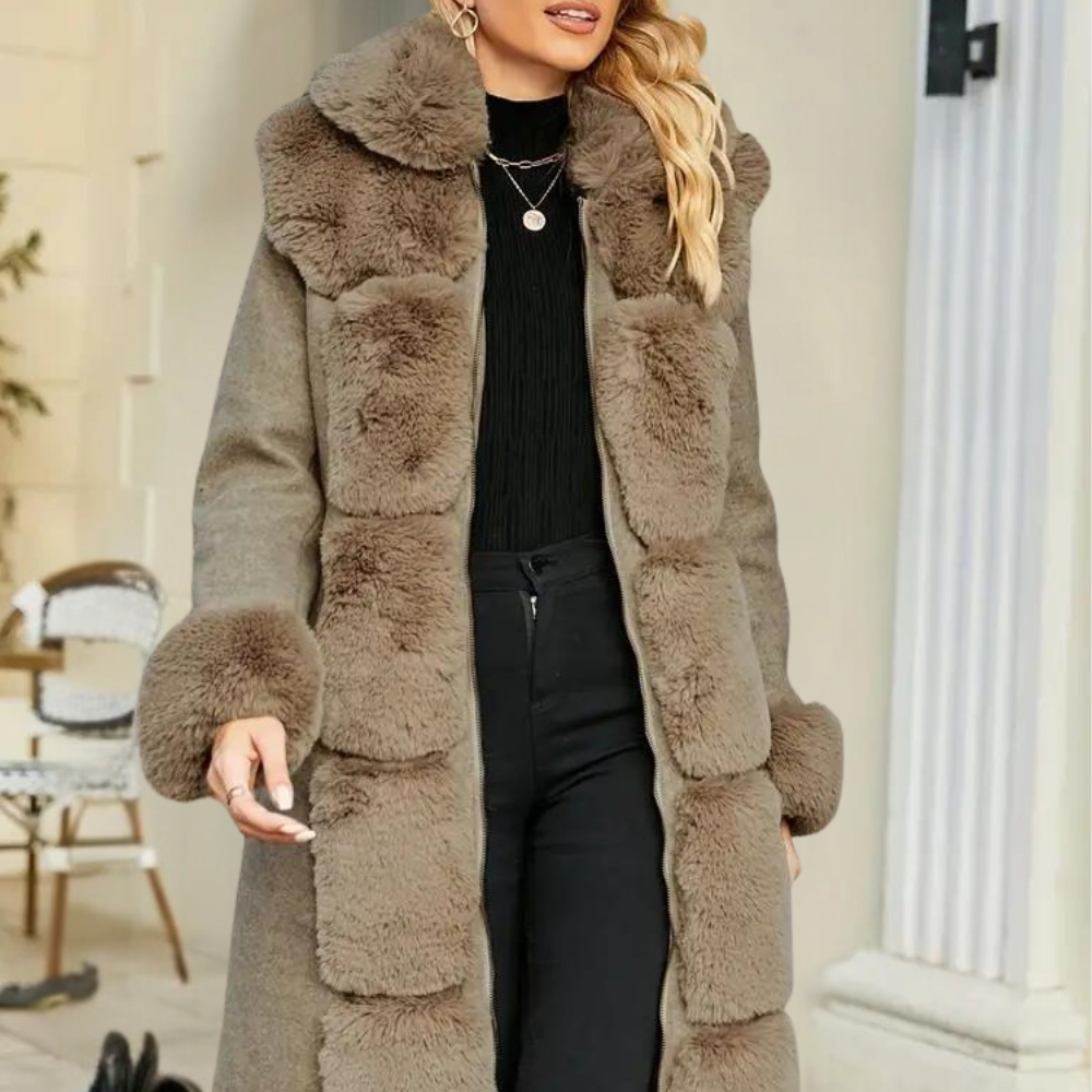 Christine | Luxuriöser Plüsch-Wintermantel für Damen 4