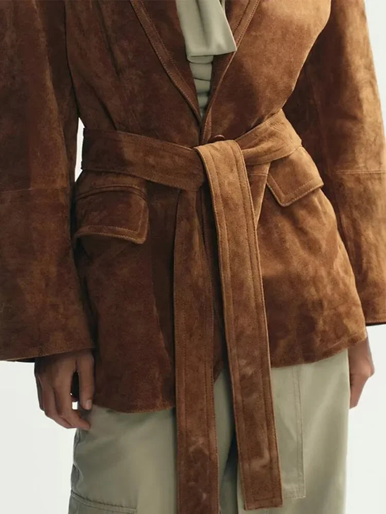 Damen Wildledermantel mit Gürtel – Langer Wintermantel für Stilvolle Herbsttage 4
