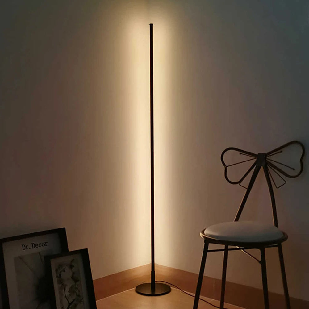 Elegante LED-Stehlampe FLORENCE für Wohnzimmer – Minimalistisches Design, Blendfreies Licht, 140 cm Hoch, Energieeffizient 5