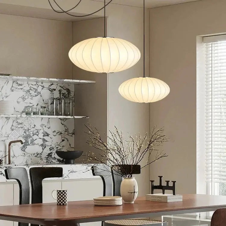 Elegante Pendelleuchte mit Seidenfinish für Esszimmer und Wohnzimmer – Minimalistische Hängeleuchte im Japandi-Stil 1