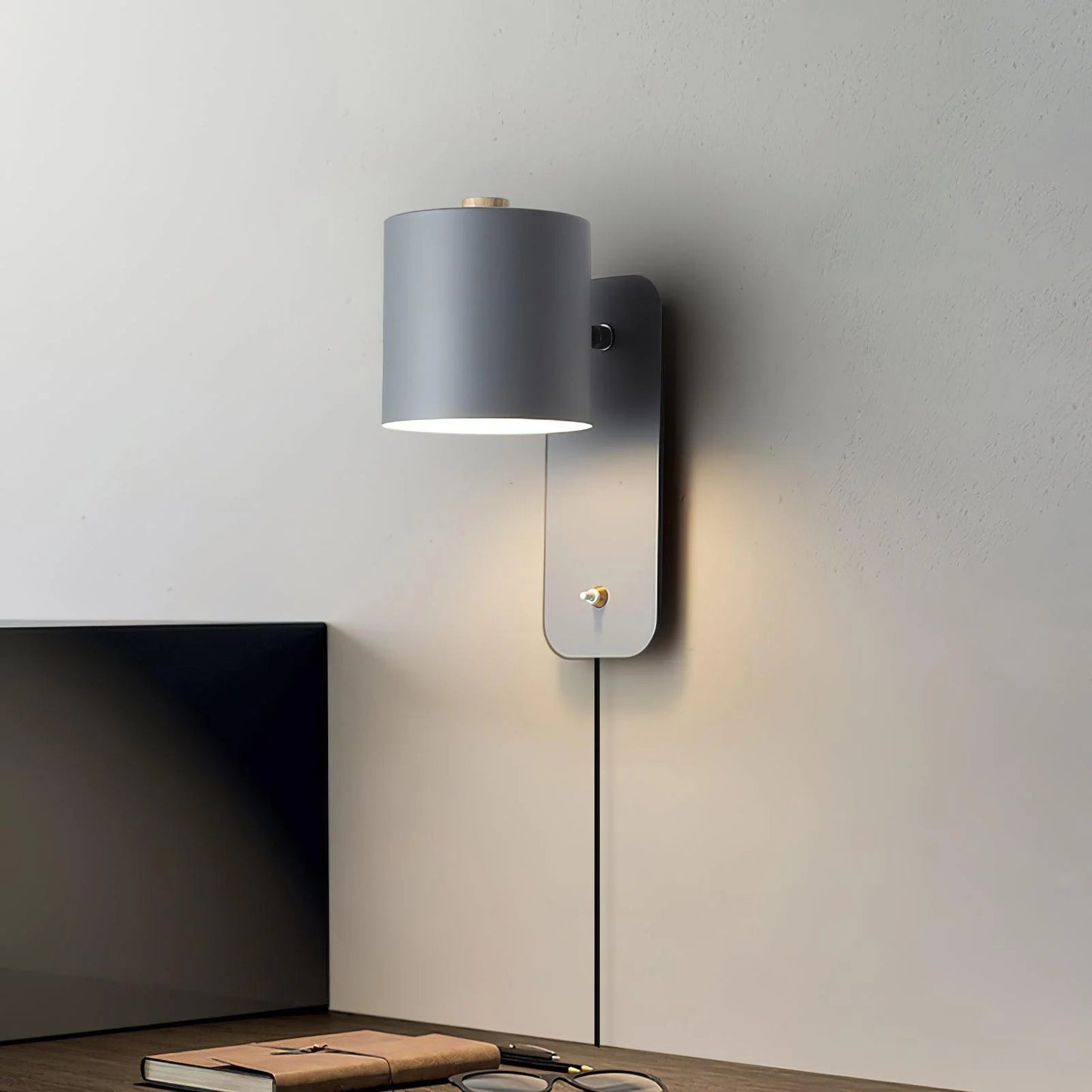 Glenera | Minimalistische Wandleuchte mit Zylindereinsatz für moderne Schlichtheit 1