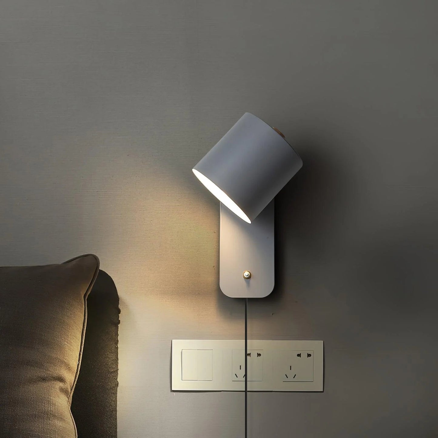 Glenera | Minimalistische Wandleuchte mit Zylindereinsatz für moderne Schlichtheit 3