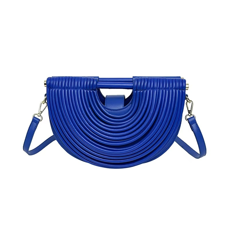 Handgewebte Abendtasche mit Halbmondmuster aus Seil 4