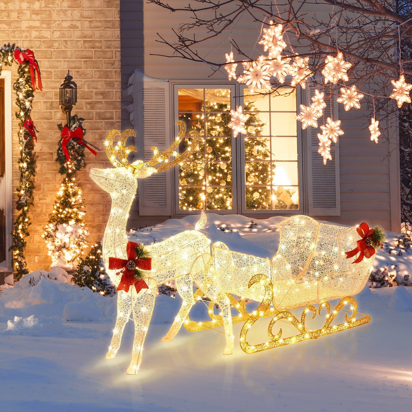 HolidayDeer – Beleuchtetes Weihnachtsrentier mit Weihnachtsmannschlitten und 215 Lichtern 1