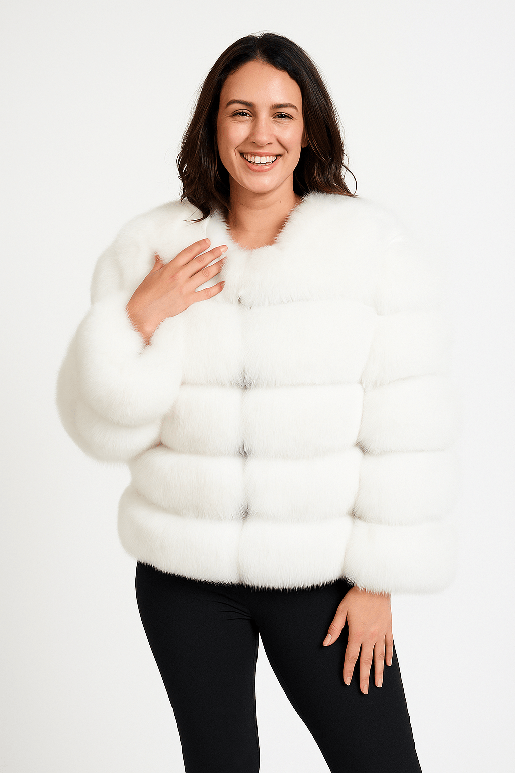 Kirsten | Kurze flauschige Winterjacke aus Kunstfell für Damen 10