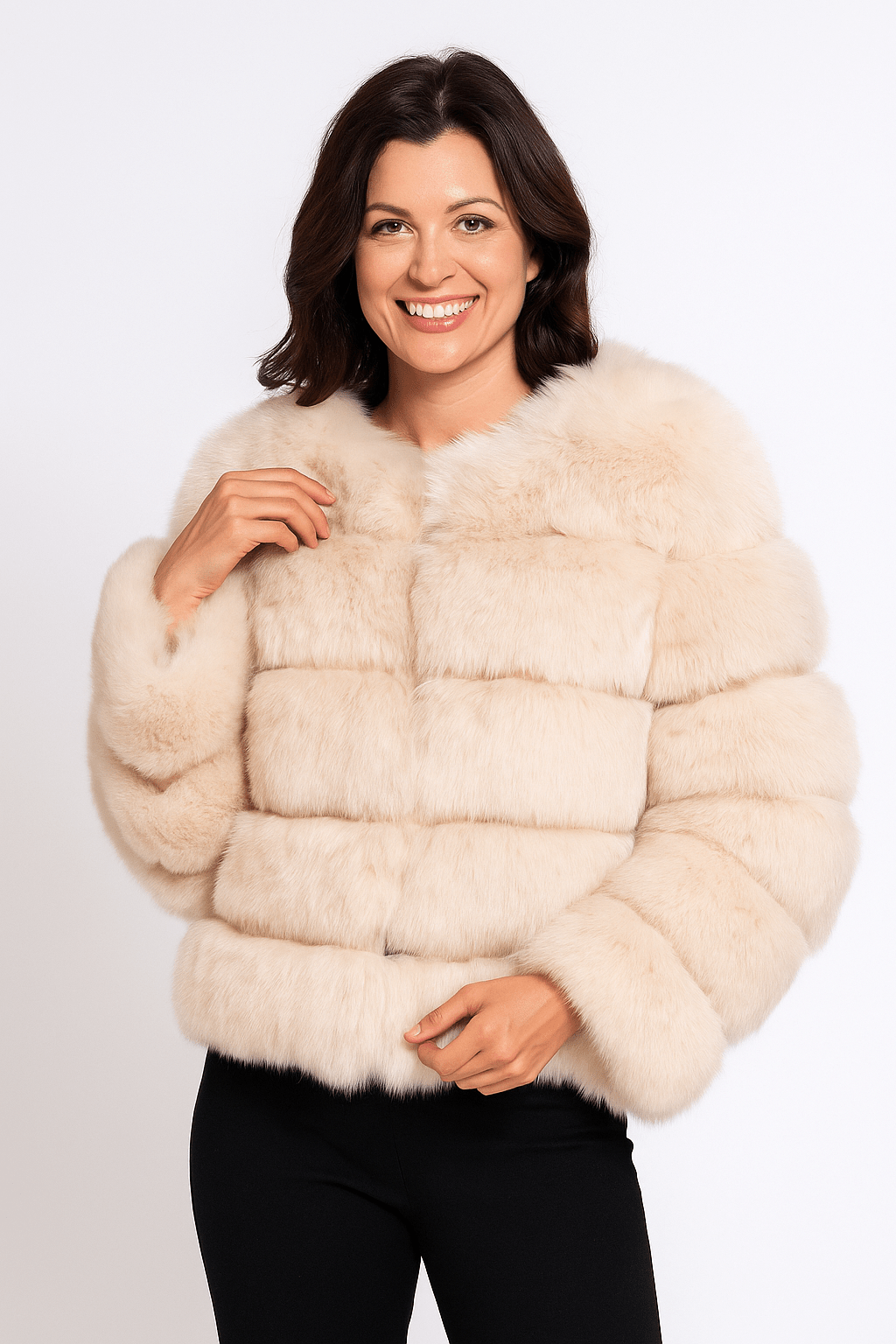 Kirsten | Kurze flauschige Winterjacke aus Kunstfell für Damen 12
