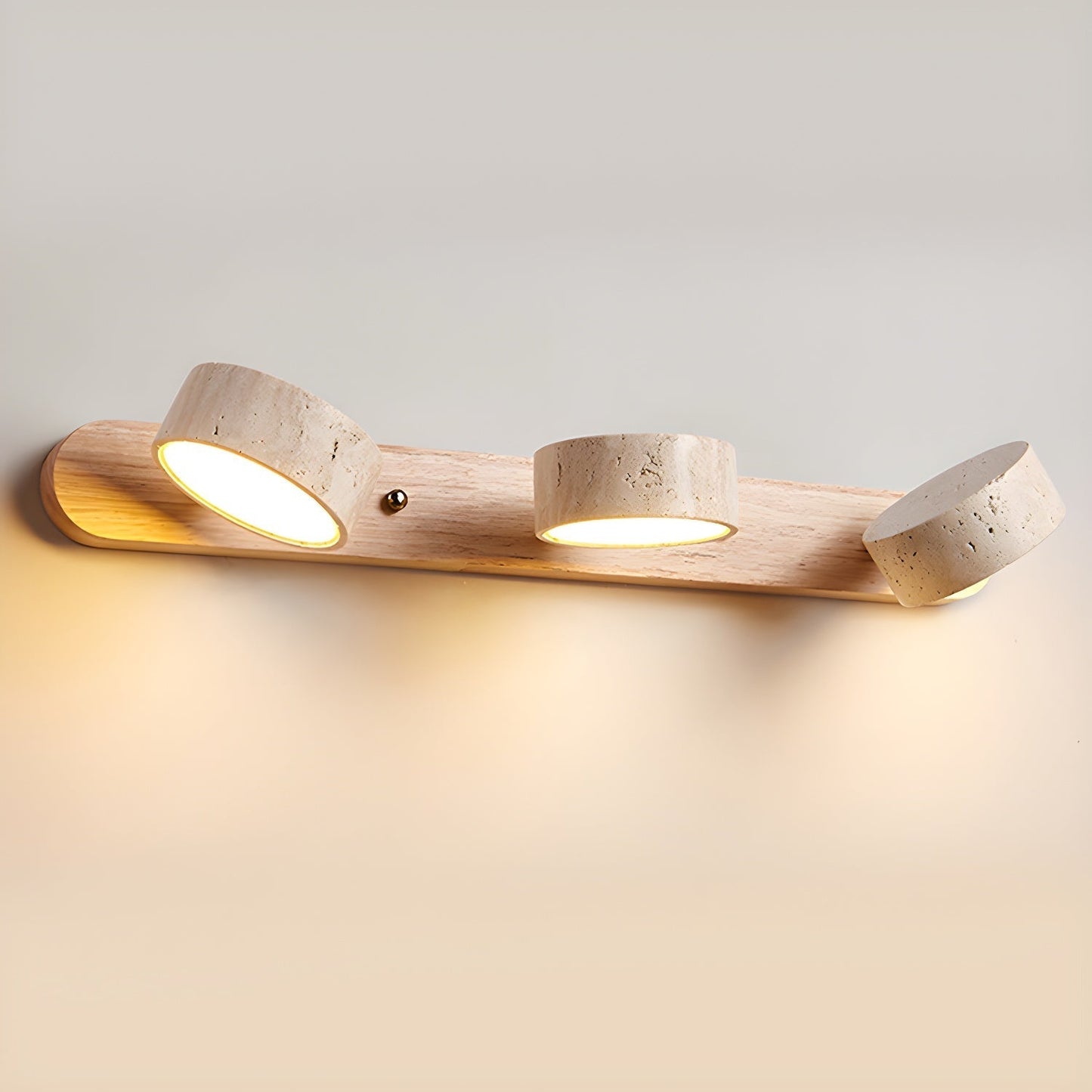 Klaro | Elegante, von Travertin inspirierte Wandleuchte für modernes Wohnen 7