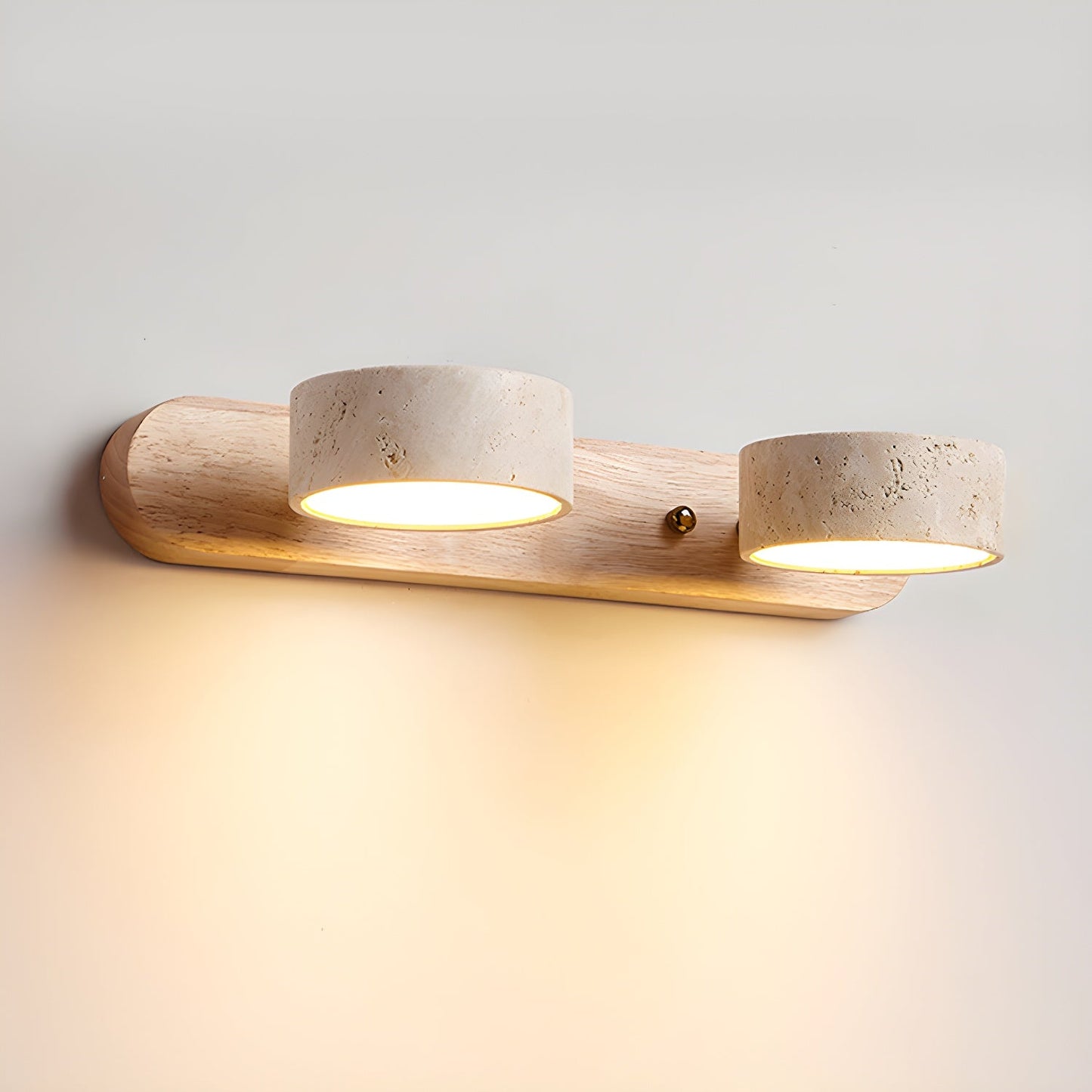 Klaro | Elegante, von Travertin inspirierte Wandleuchte für modernes Wohnen 9