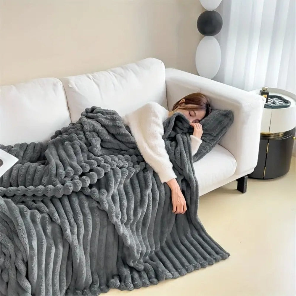 Kuscheldecke für Erwachsene Plüsch Weich 150x200 cm Ganzjährig 2