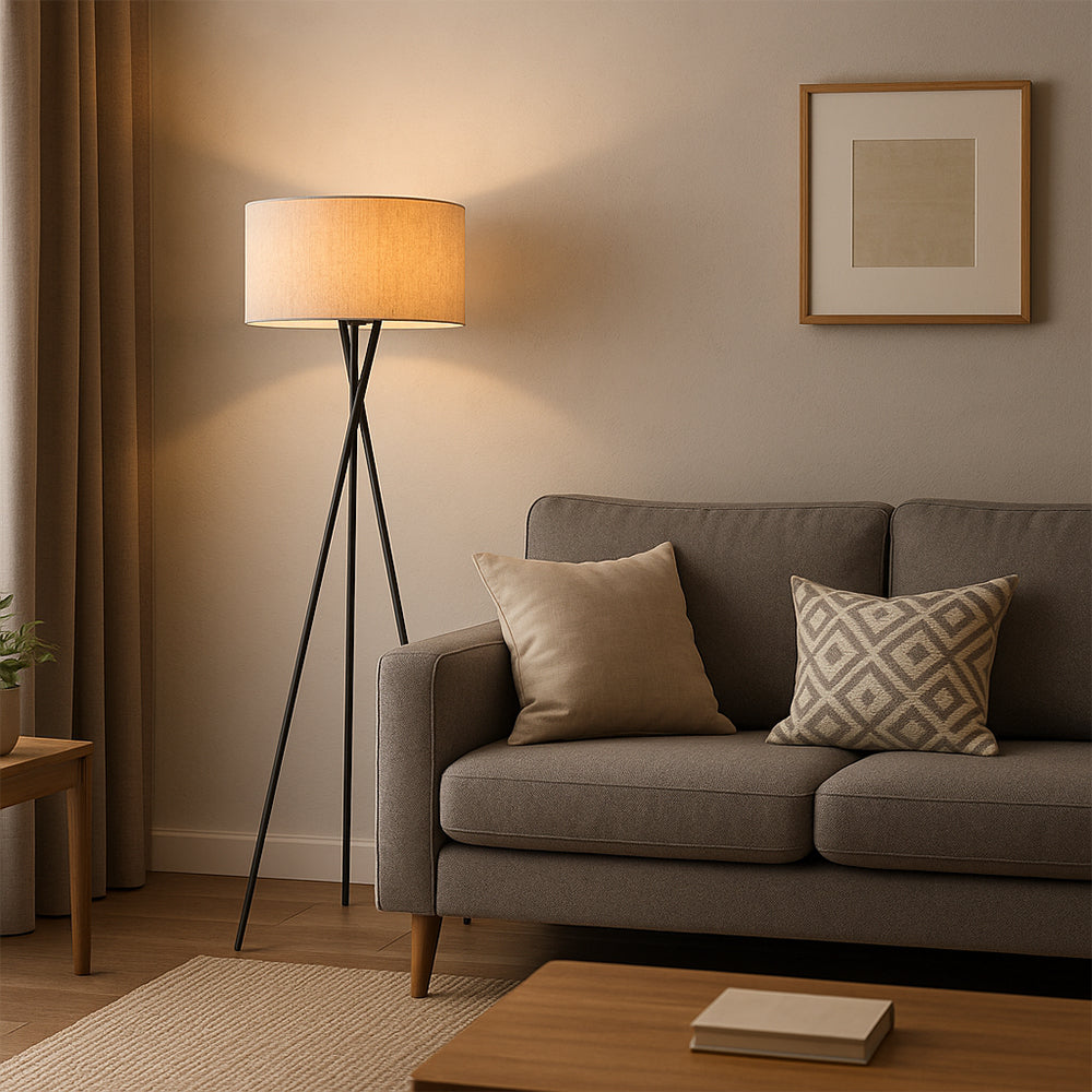 Lightrum | Seiden-Stehlampe für moderne Ästhetik 4
