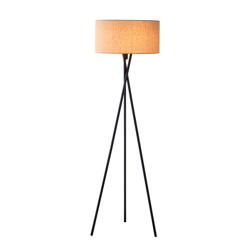 Lightrum | Seiden-Stehlampe für moderne Ästhetik 7