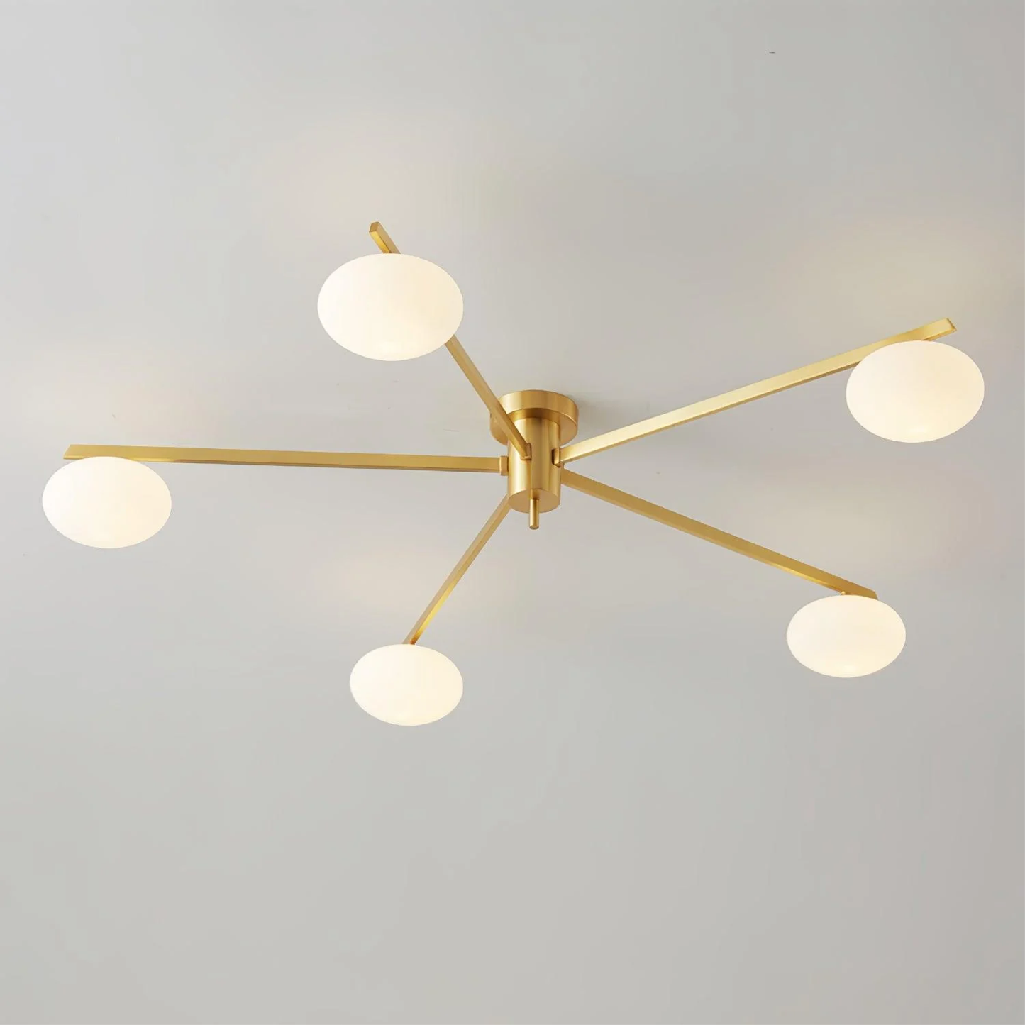 Minimalistische Deckenleuchte für modernes Interieur 7
