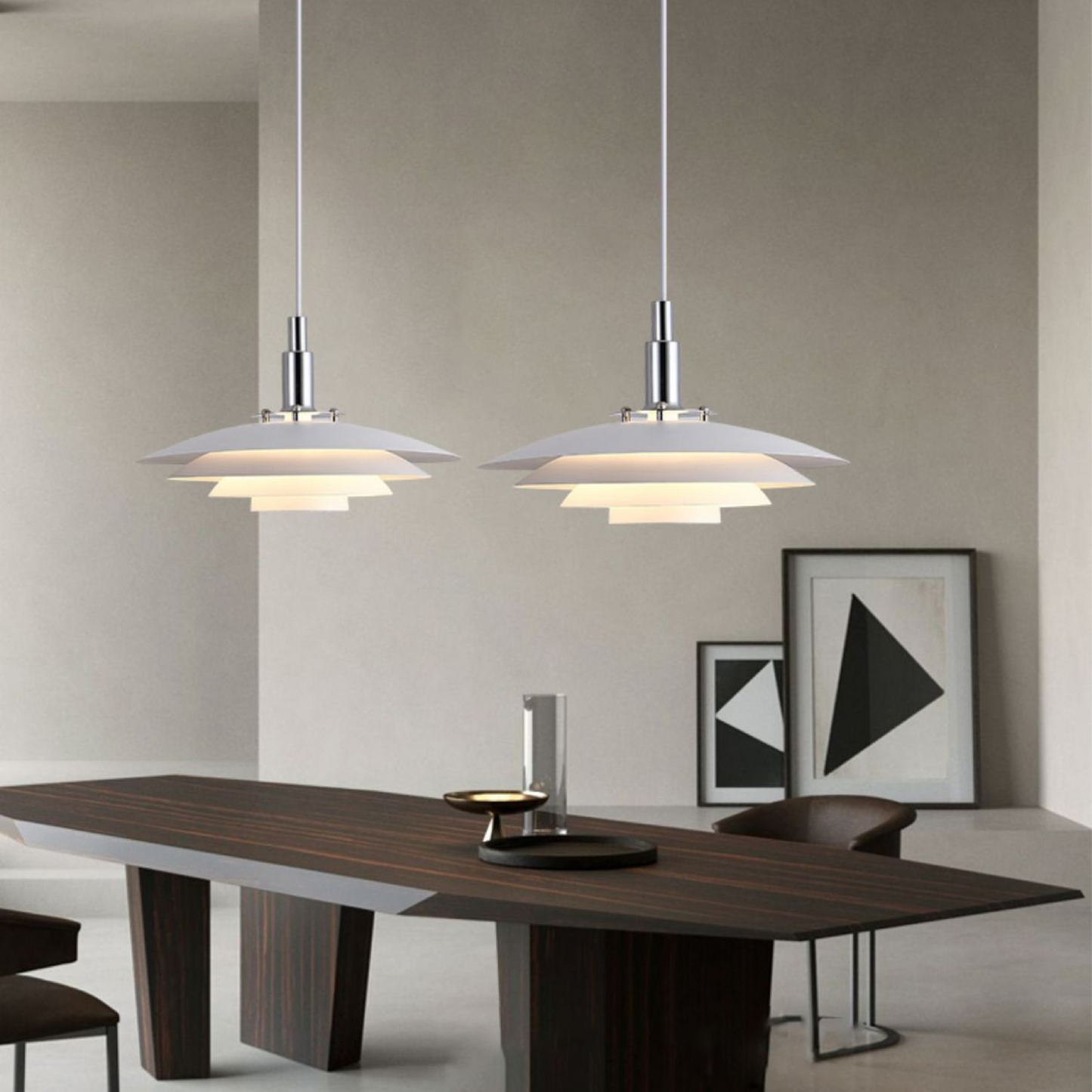 Moderne niedrige Pendelleuchte aus Metall 3