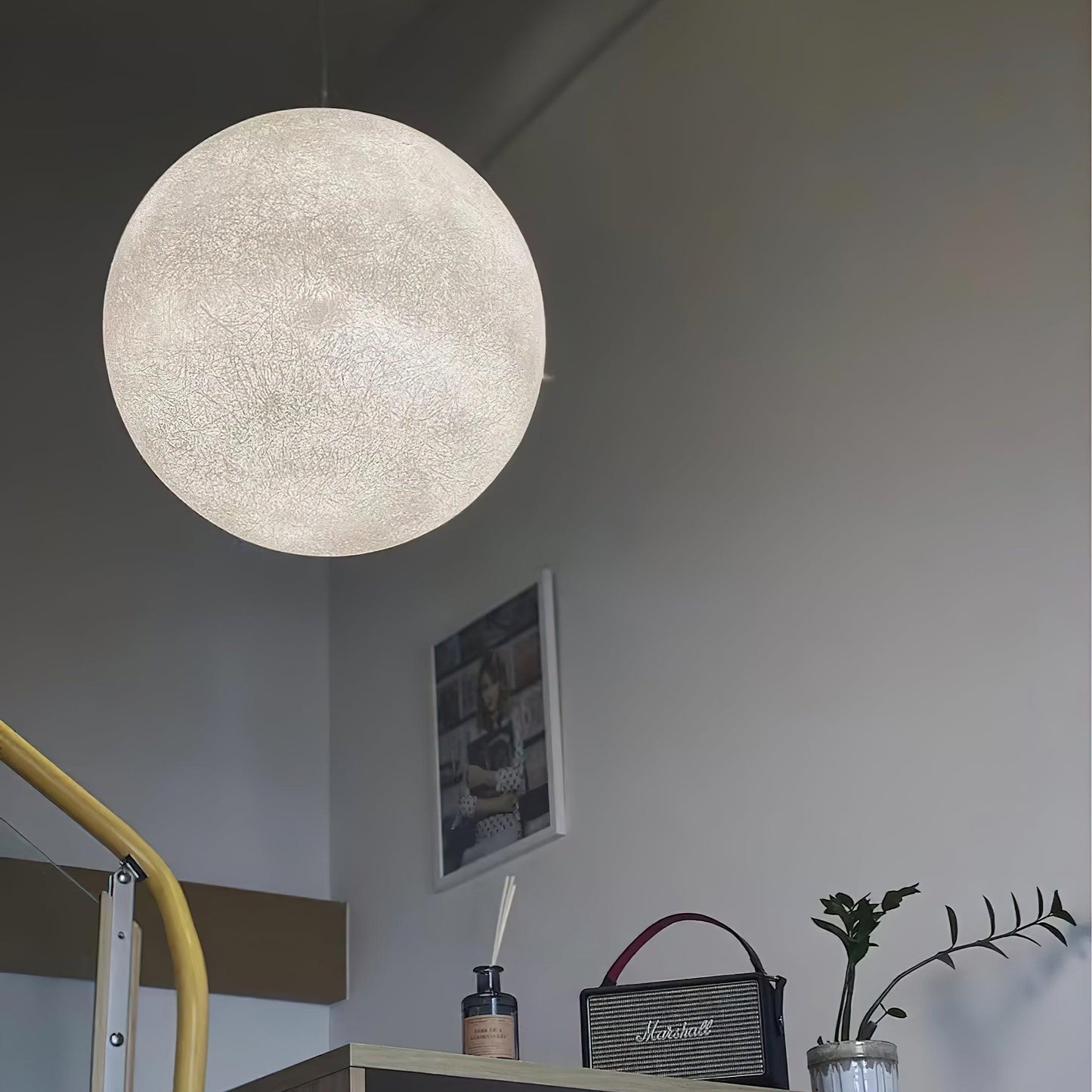 Helle luminária pendente de teto – Iluminação elegante para áreas de jantar ou estar