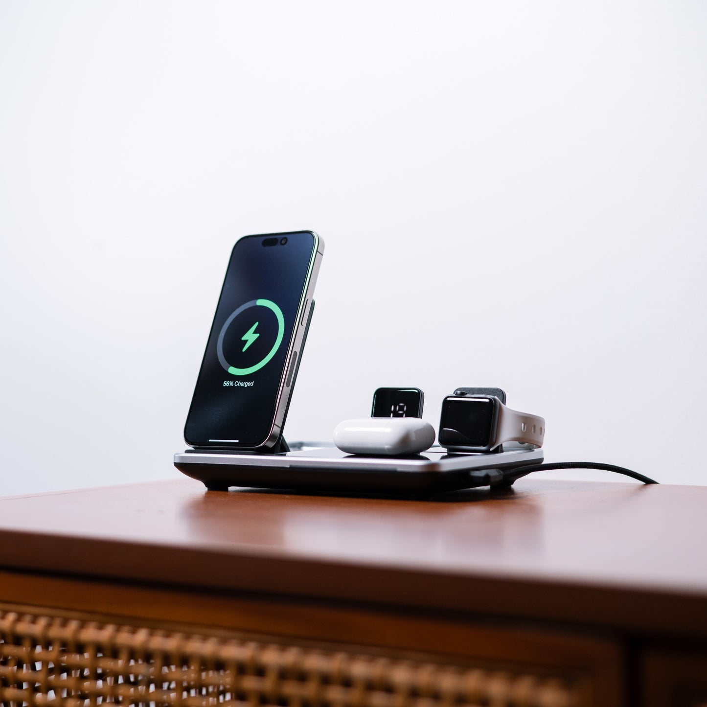 Multifunktionales 4-in-1 Kabelloses Ladegerät für iPhone, Apple Watch und AirPods – Schnellladung 7