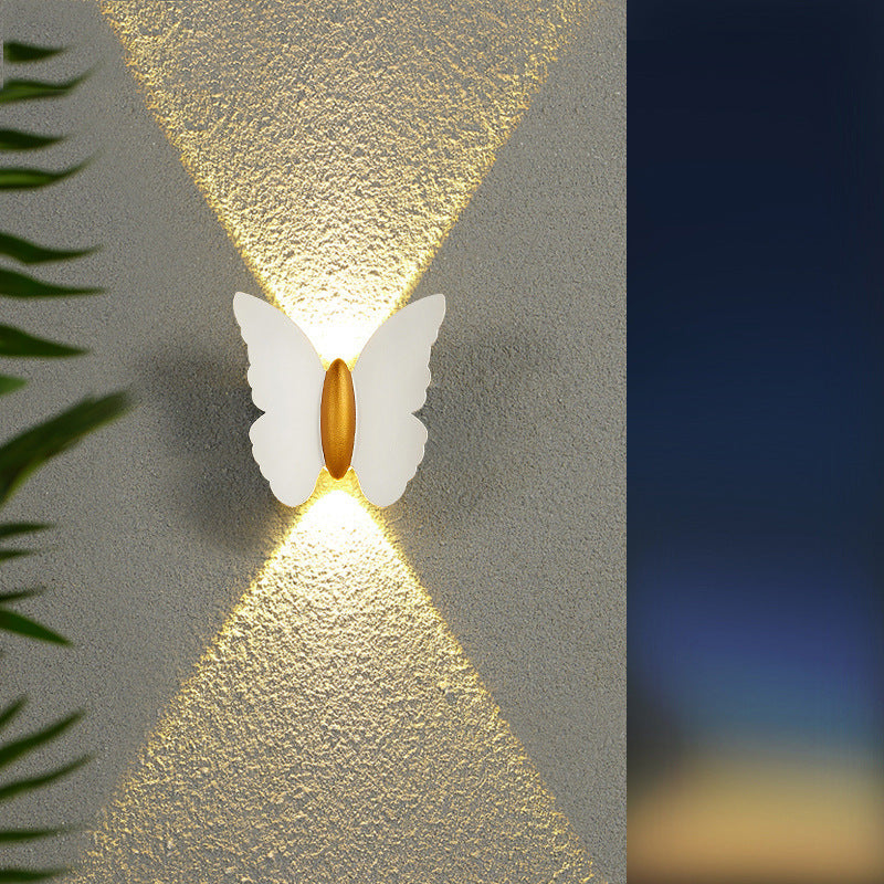 Novora | Bezaubernde Schmetterlings-Außenwandleuchte für minimalistische Eleganz 2