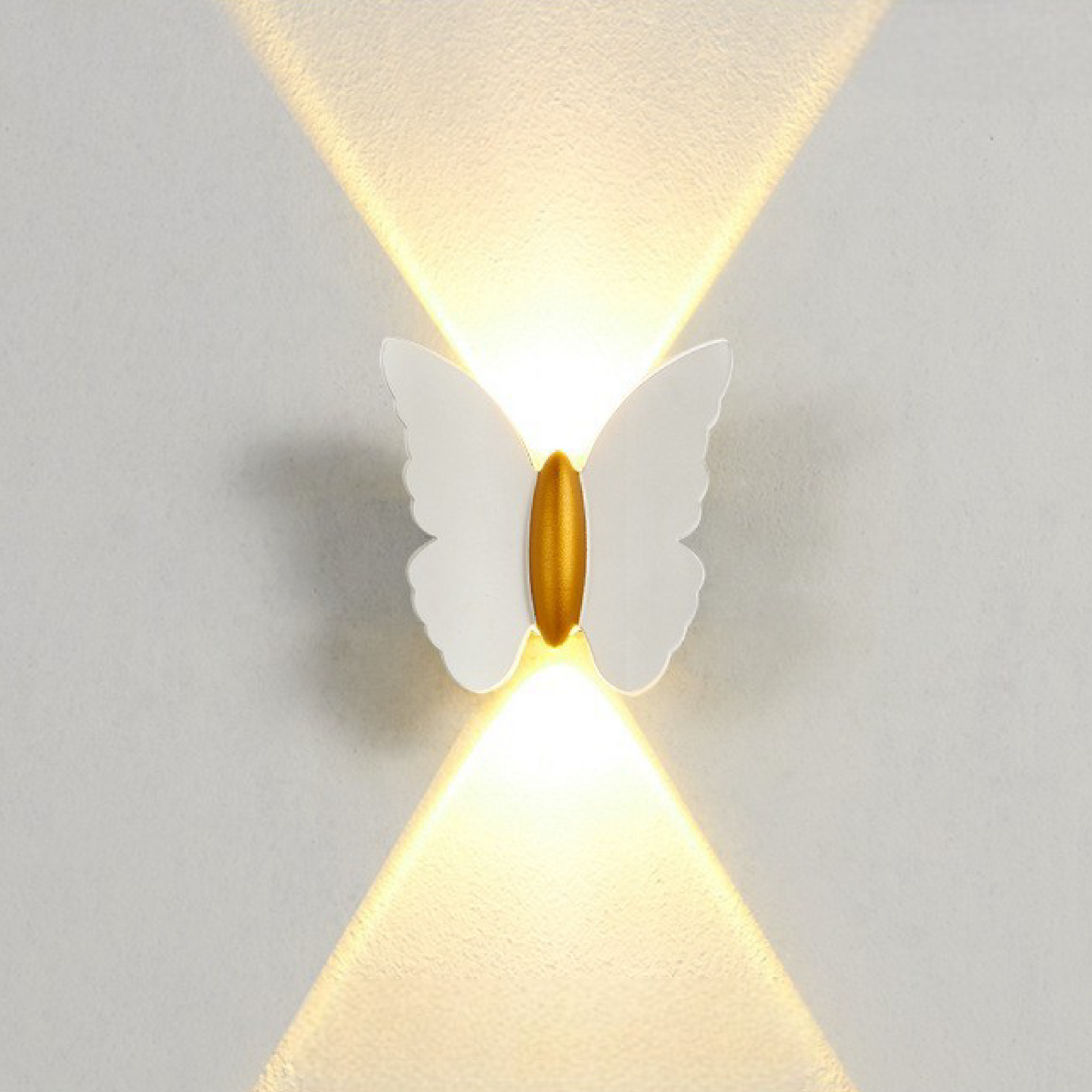Novora | Bezaubernde Schmetterlings-Außenwandleuchte für minimalistische Eleganz 4