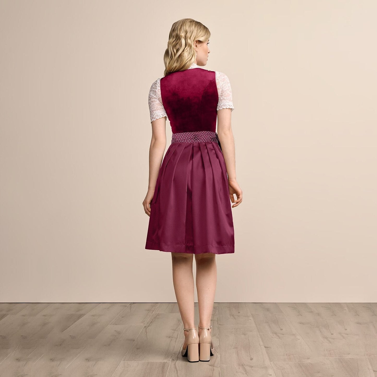 Oktoberfest Burgunderrotes traditionelles Dirndlkleid mit Schürze 5