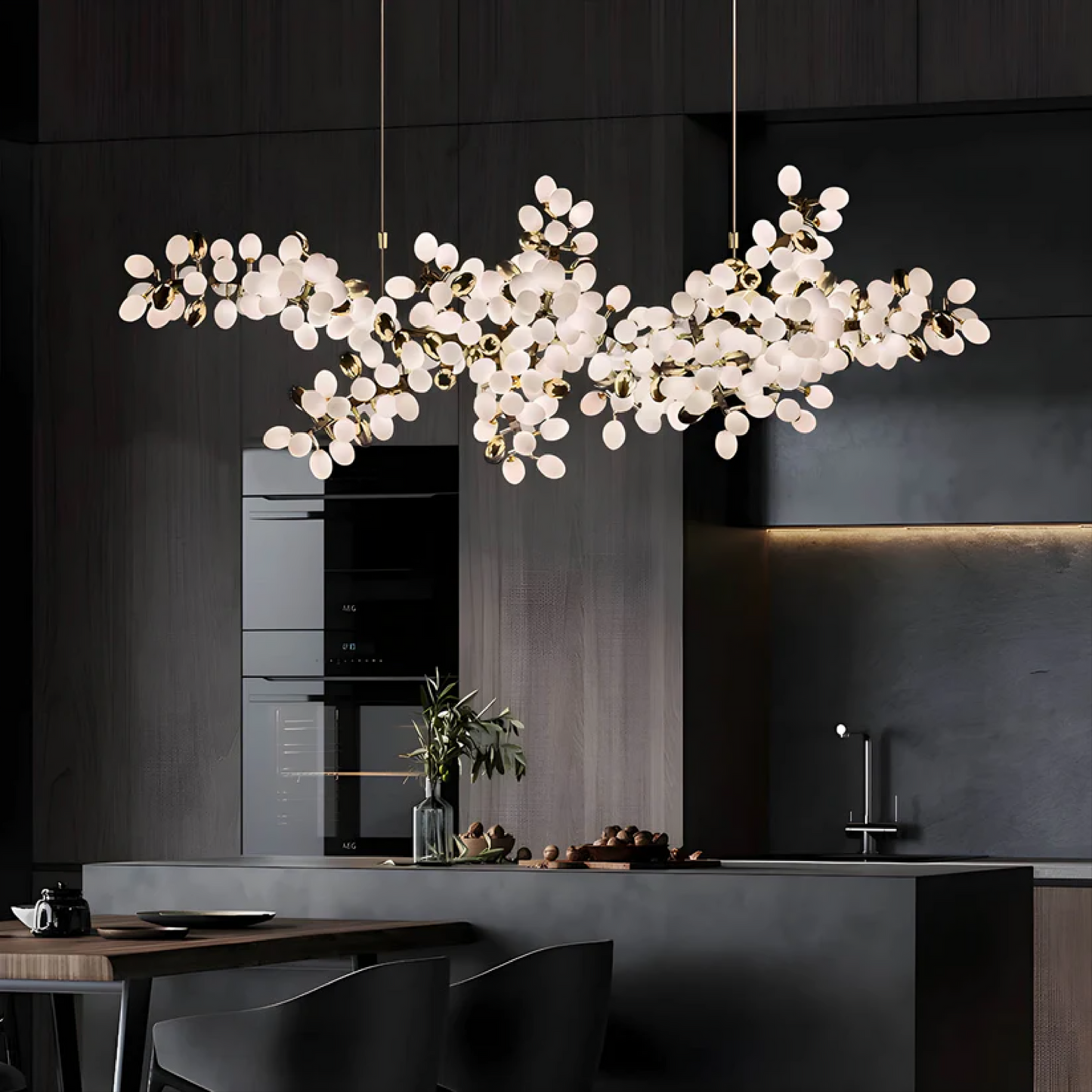 Omvra | Luxuriöser Blumenkronleuchter mit modernem Touch 2