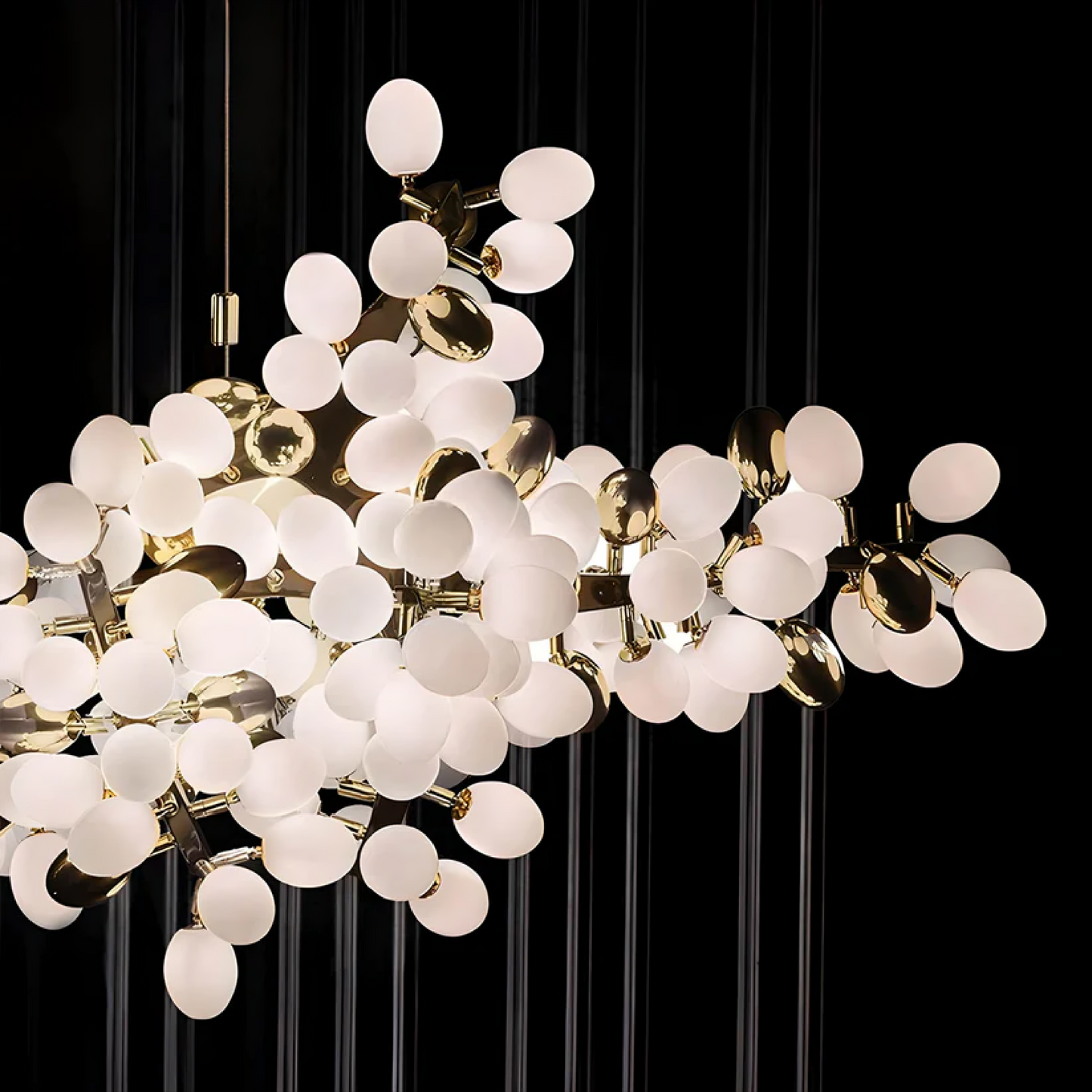 Omvra | Luxuriöser Blumenkronleuchter mit modernem Touch 7