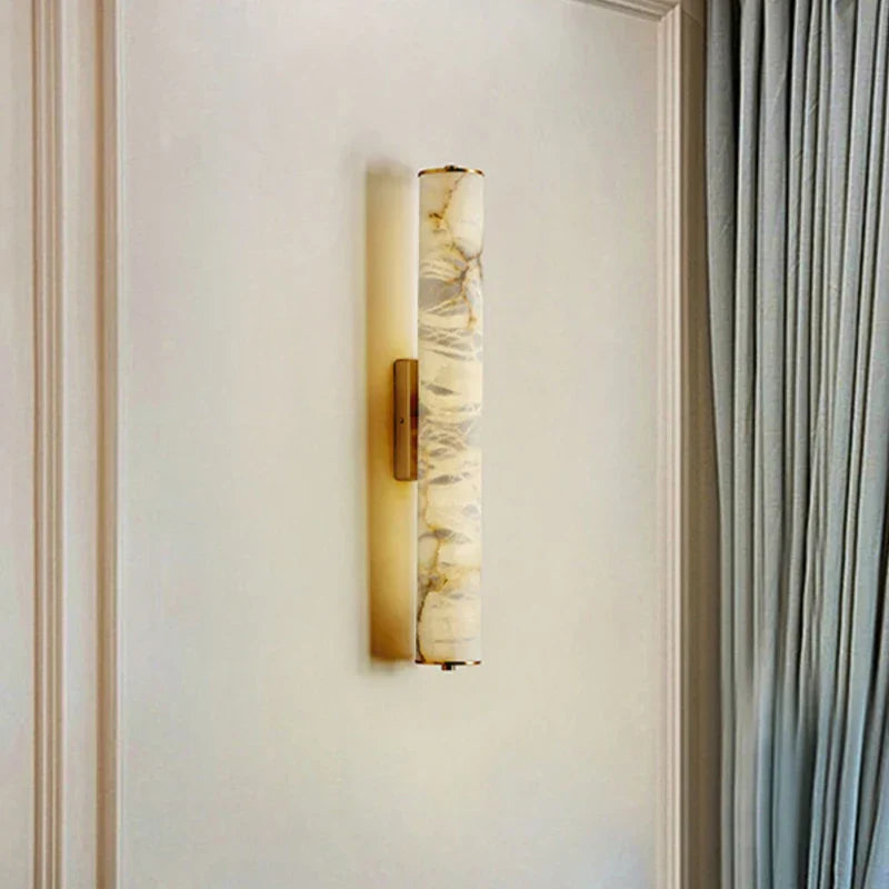 OpalAura – Elegante Marmor-Wandleuchte 0