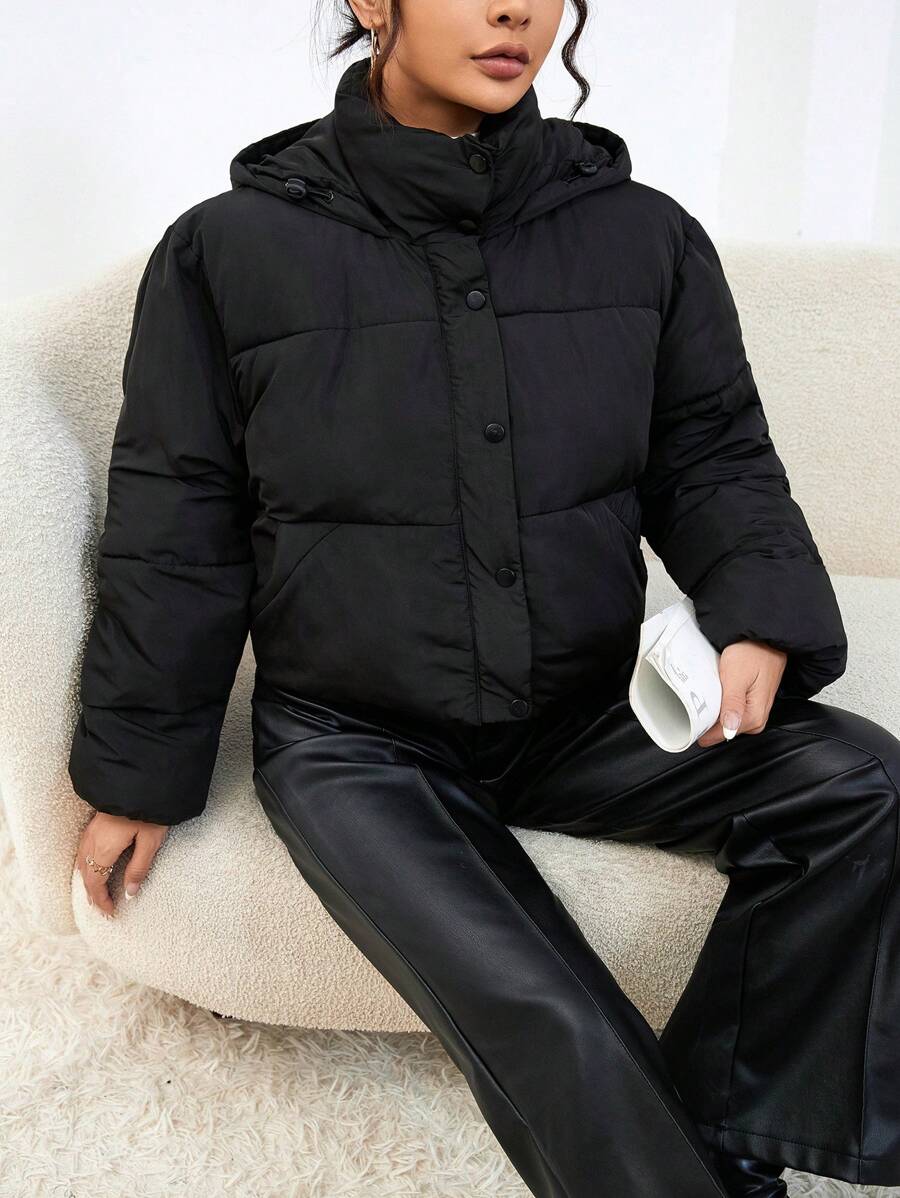 Ruby | Kurze Puffer-Winterjacke mit Kapuze für Damen 3