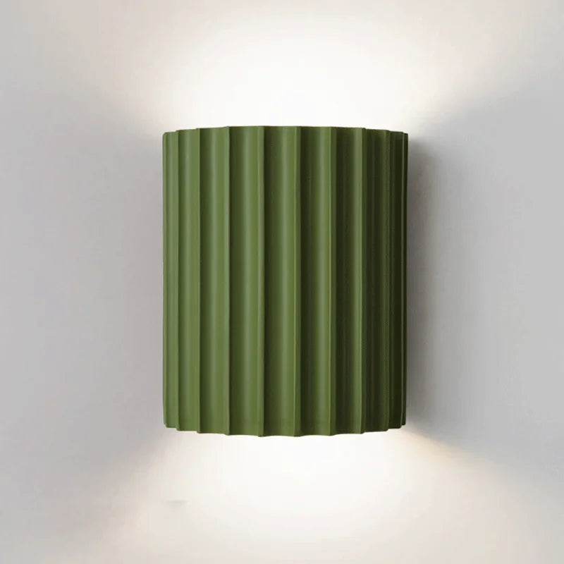 Lampada da parete moderna in resina – Illuminazione artistica per interni contemporanei