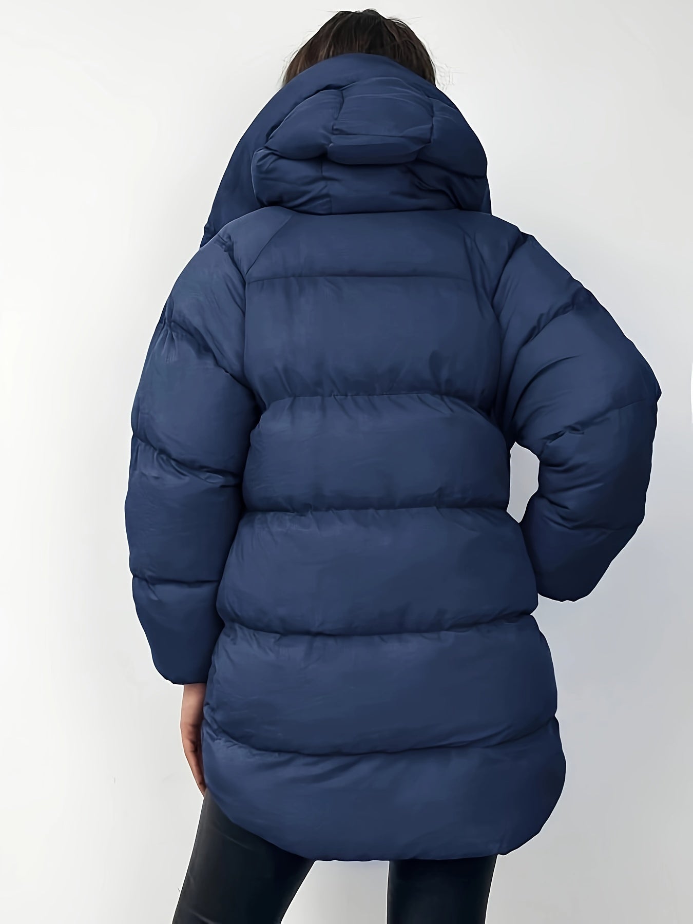 Sophia | Moderne Kurze Winterjacke mit Kapuze 8