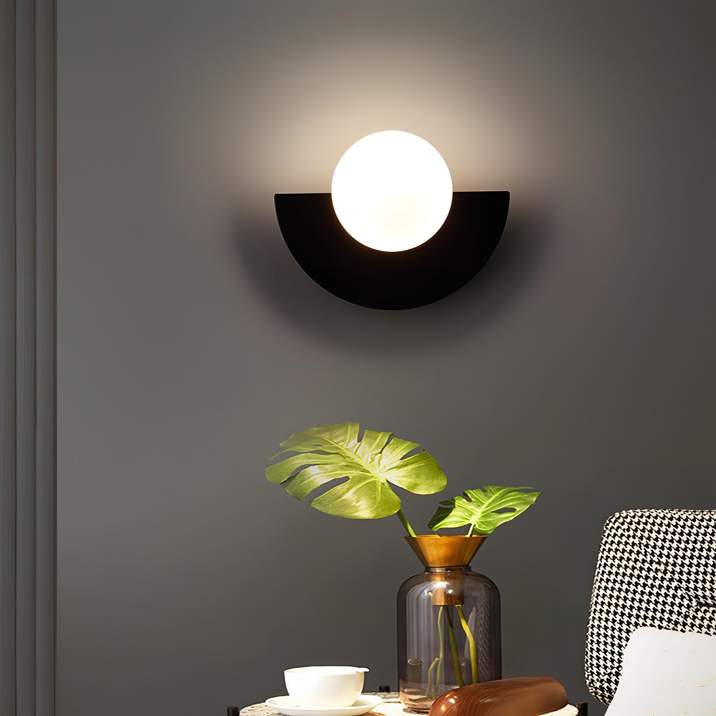 Vionis | Halbrunde Wandleuchte im nordischen Stil für minimalistische Eleganz 2