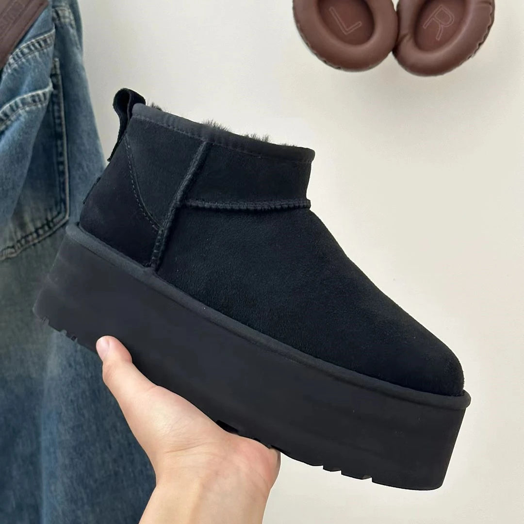 Winterliche Damenstiefel – Designer Plateau Stiefel aus Leder mit Warmfutter und Modernem Design 13