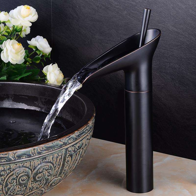 Wellen – Nostalgia Waterfall Washbasin Faucet