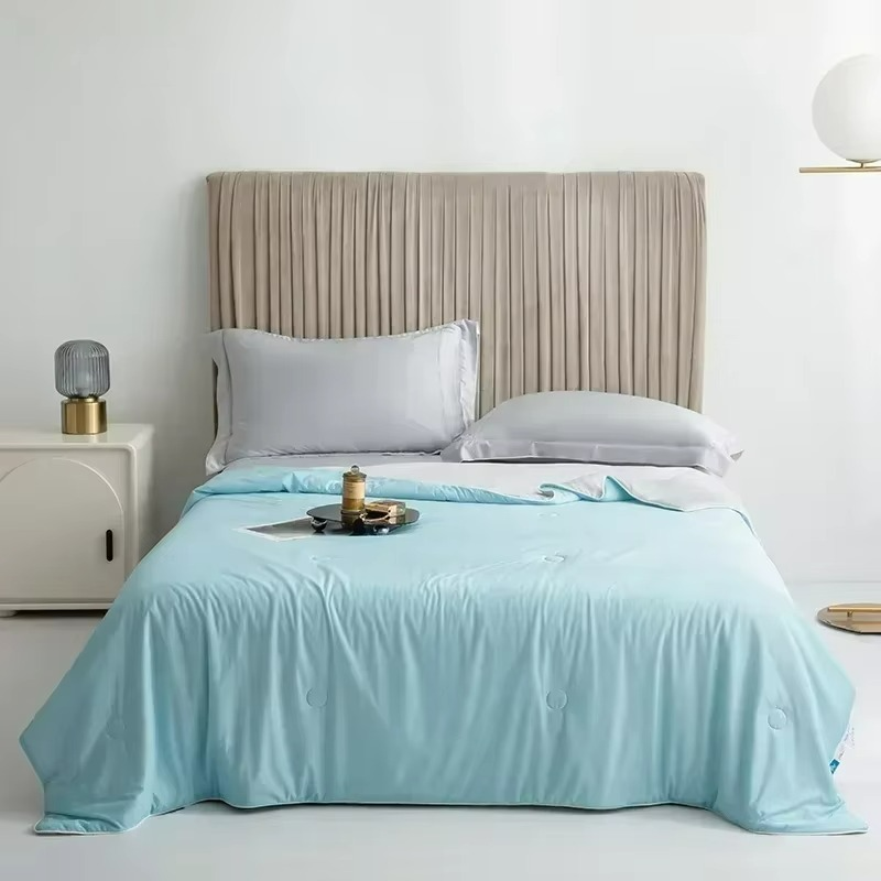 Cooling summer blanket with double-sided cold-touch fabric