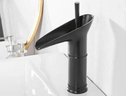 Wellen – Nostalgia Waterfall Washbasin Faucet