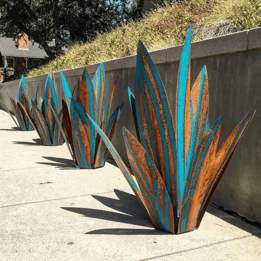 Handmade Waterproof Solar Agave Lamp – Elegant Solar Lighting for the Garden