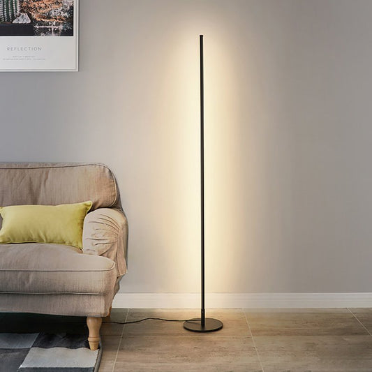 ColumnLight – Elegant LED floor lamp with wireless control