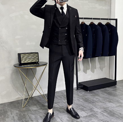 Men's 3-Piece Suit Navy Size M Polyester for Weddings or Formal Events-1