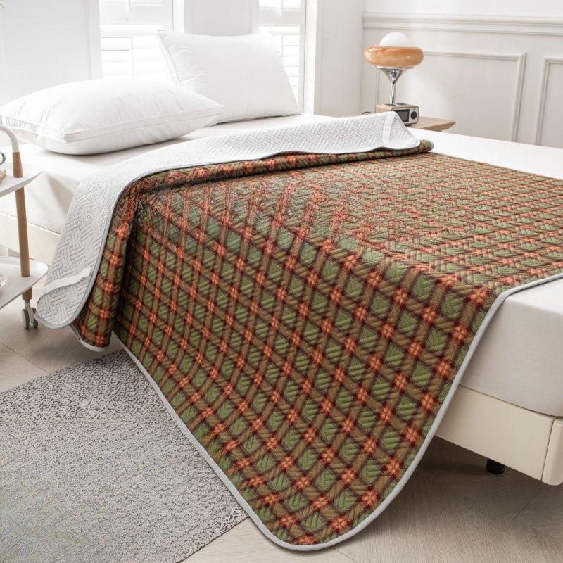 Self-cooling dog mat – Non-toxic, soft cooling pad for indoor & outdoor use, washable & available in various sizes