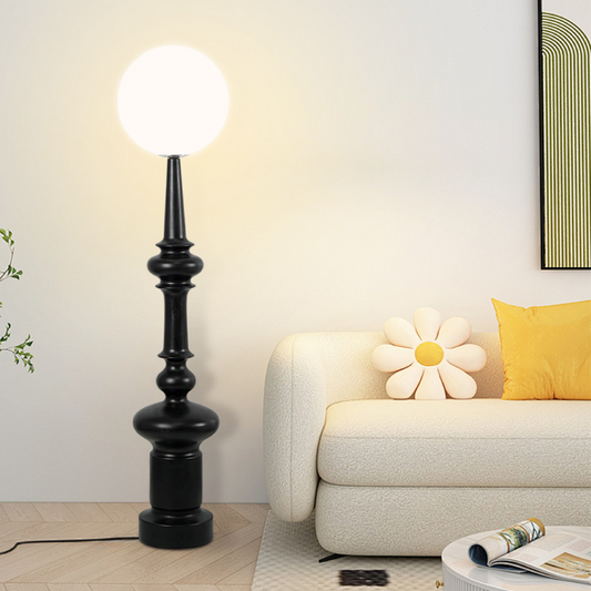 Aestheticor | Moderne schwarze Bauhaus-Stehlampe 0