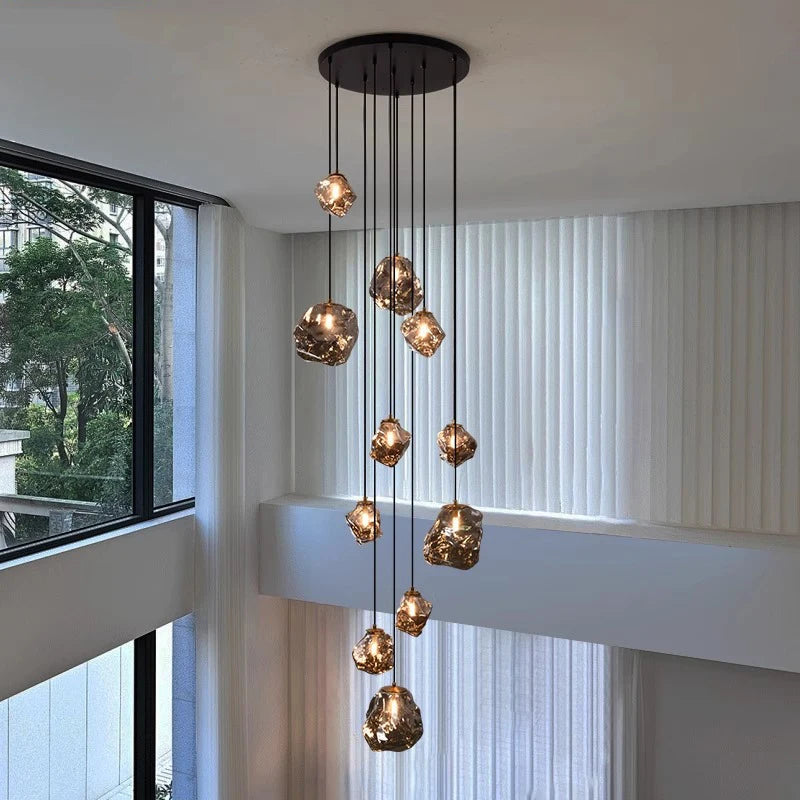 Aurifera | Skandinavischer Villa-Treppenkronleuchter für anspruchsvolles Interieur 1