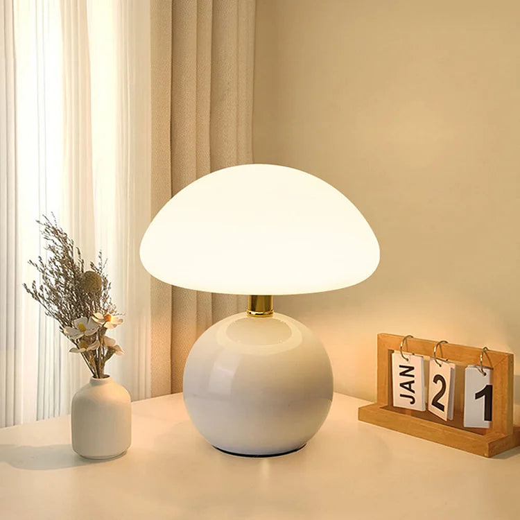 ChicMushroom – Cremefarbene Beleuchtung im Bauhaus-Stil 8