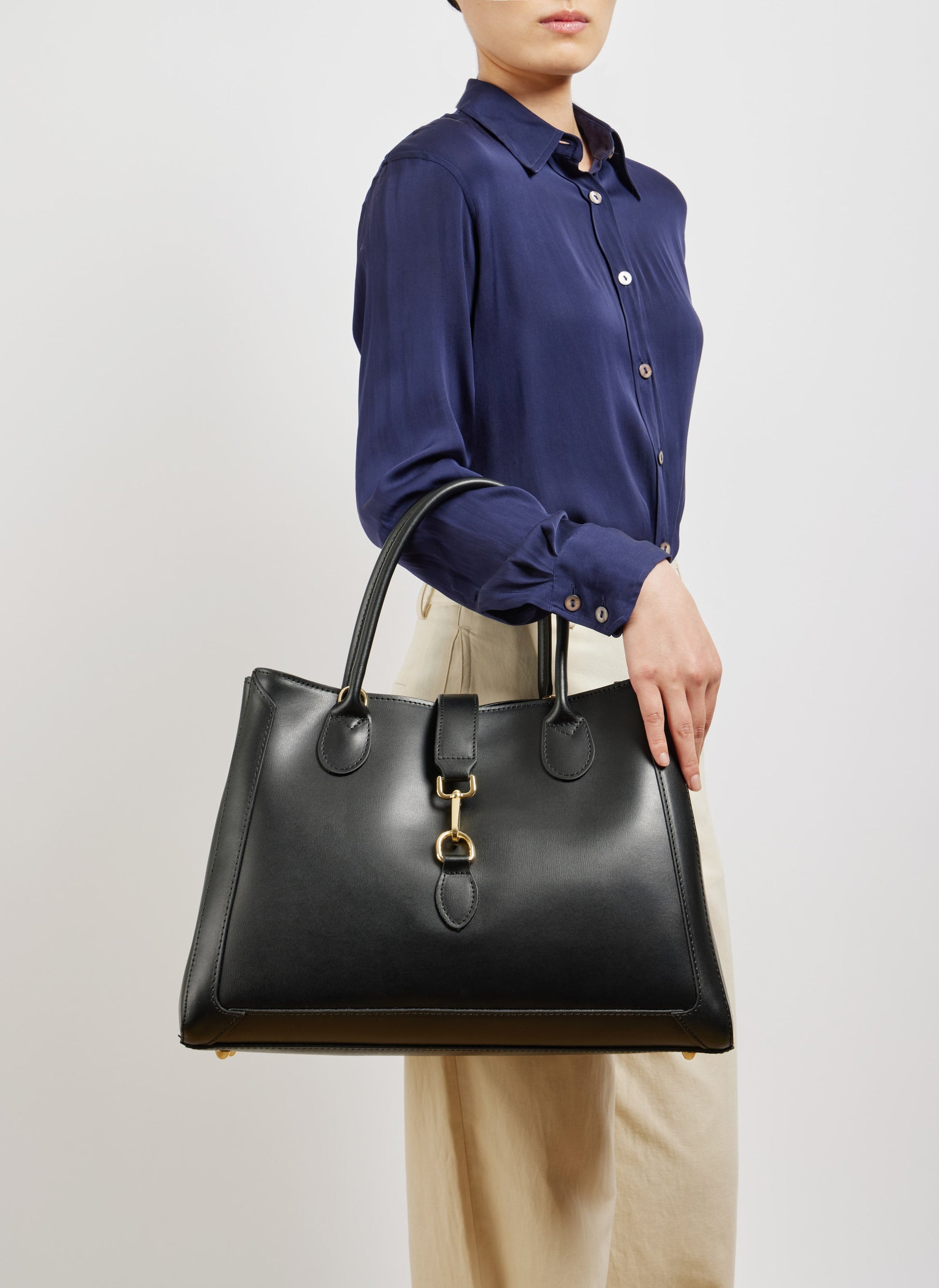 Chloe-Tasche aus gebürstetem schwarzem Leder 5