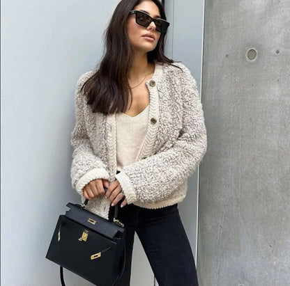 Daphne | Kuschelige Fleecejacke mit Knopfleiste für Damen – warm und stylisch 3